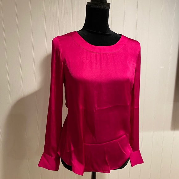 Pink blouse - Picture 2 of 3